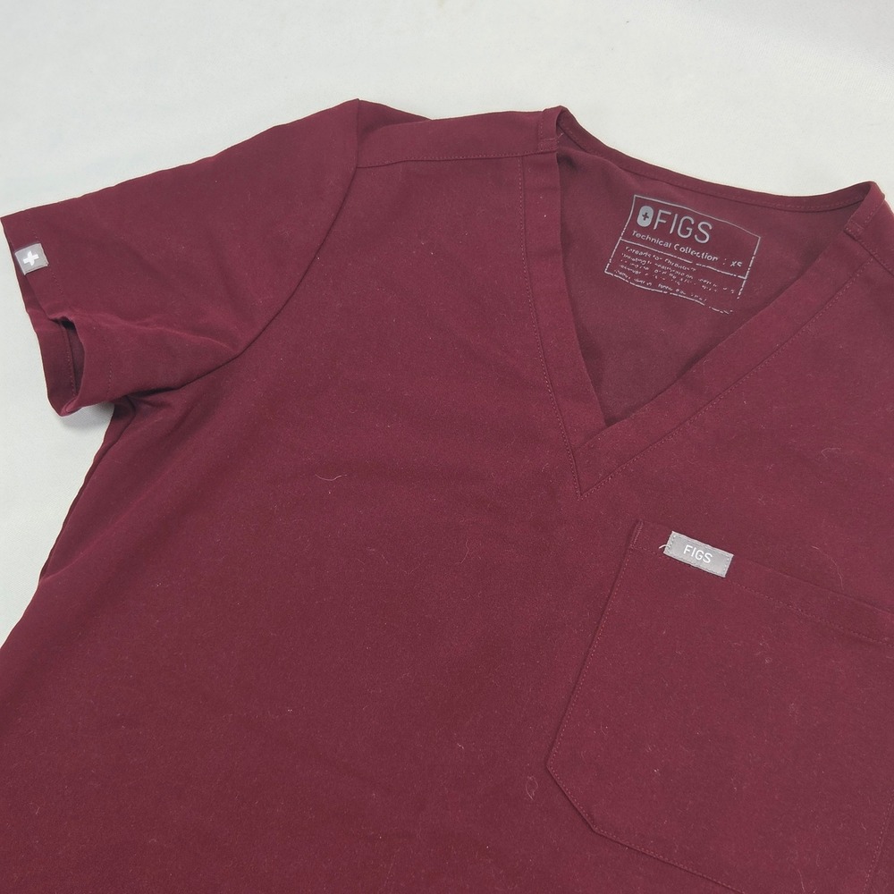 Figs Technical Collection Burgundy V-Neck Scrub Top FW1000 Womens XS Maroon